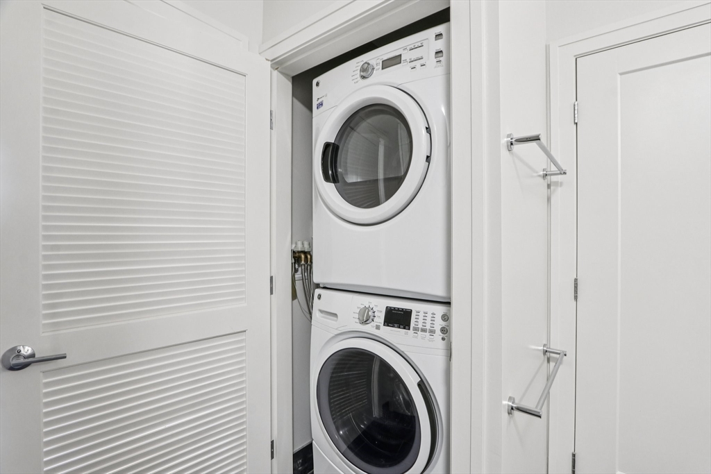 property viewer photo 8