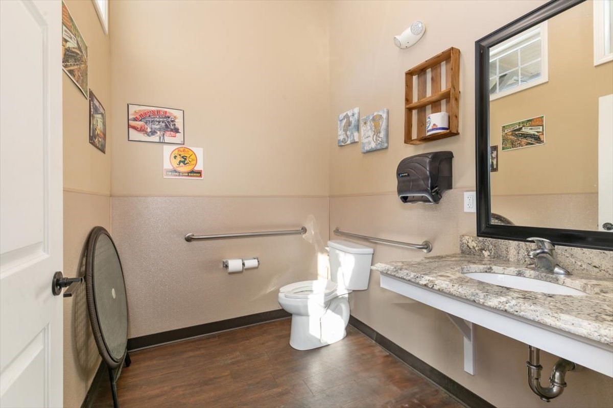 main property photo 19
