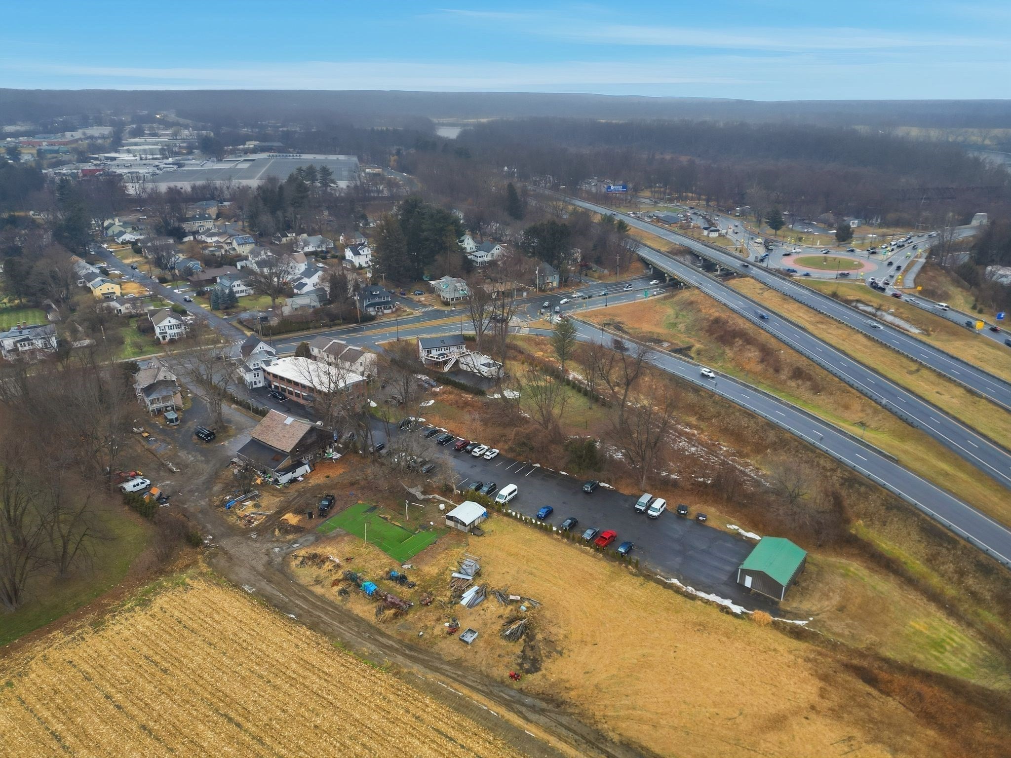 main property photo 18