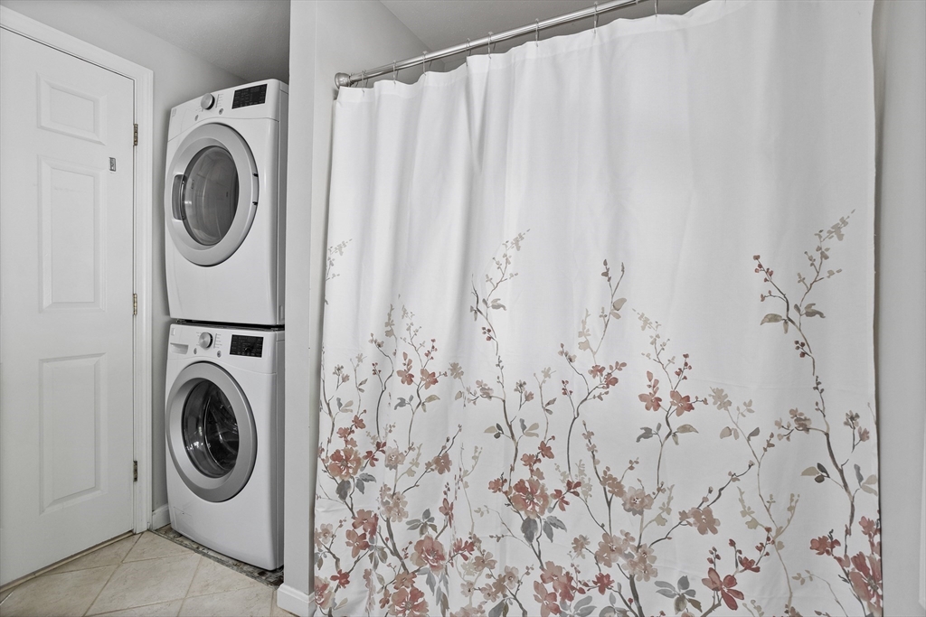 property viewer photo 13
