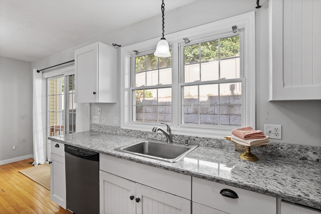 property viewer photo 8