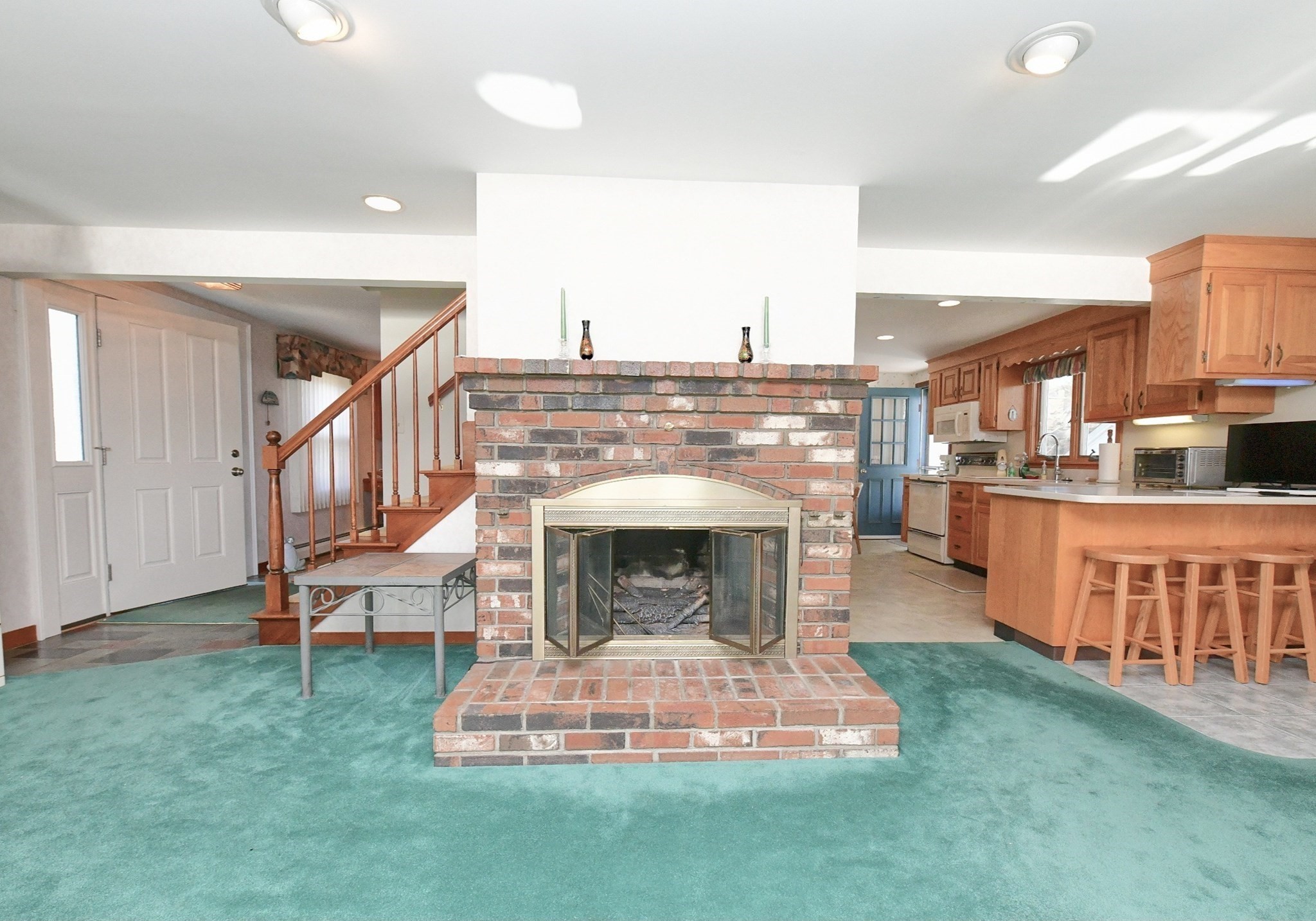 main property photo 10