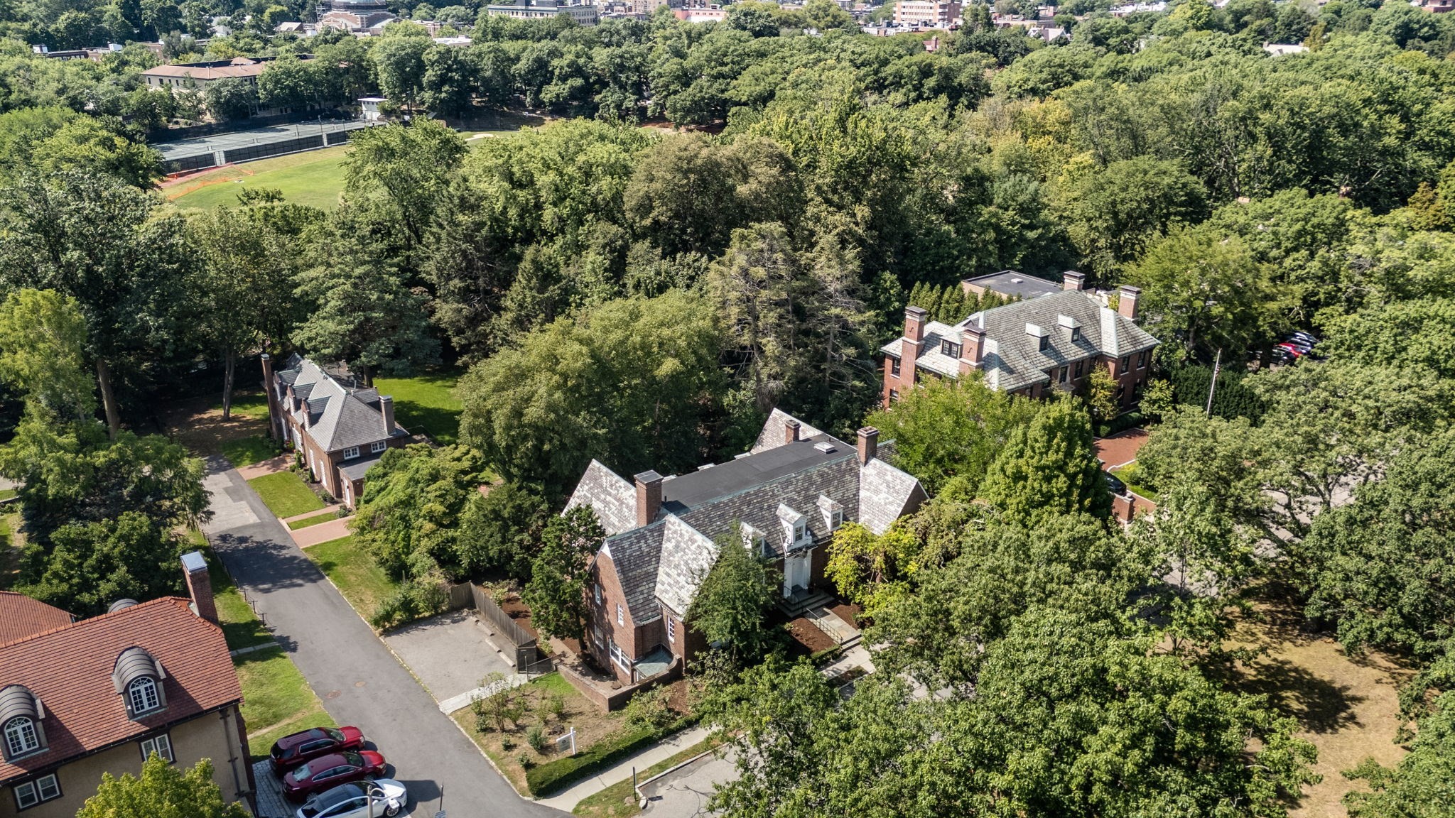 main property photo 36