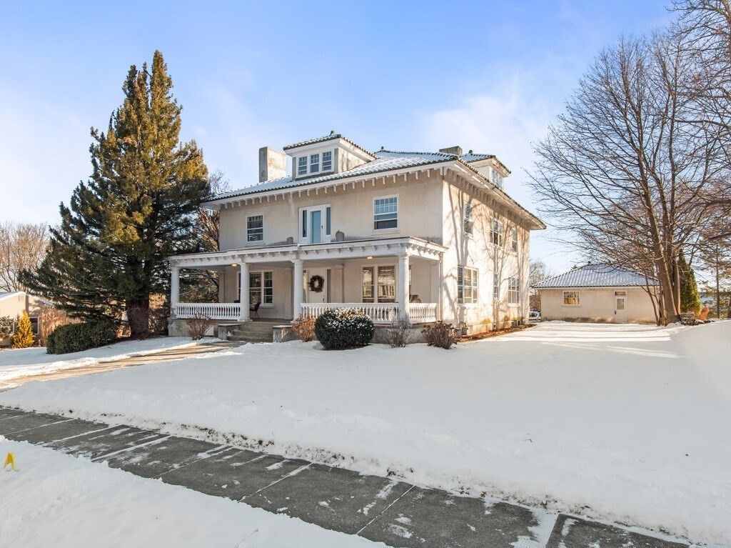 property viewer photo 1