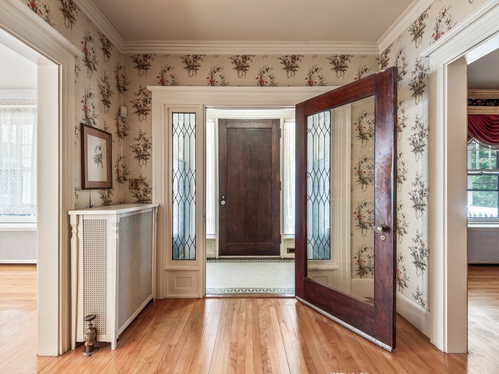 property viewer photo 2