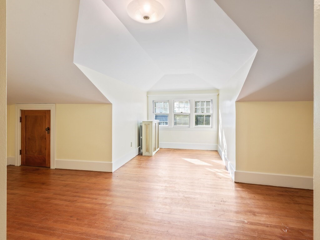 property viewer photo 37