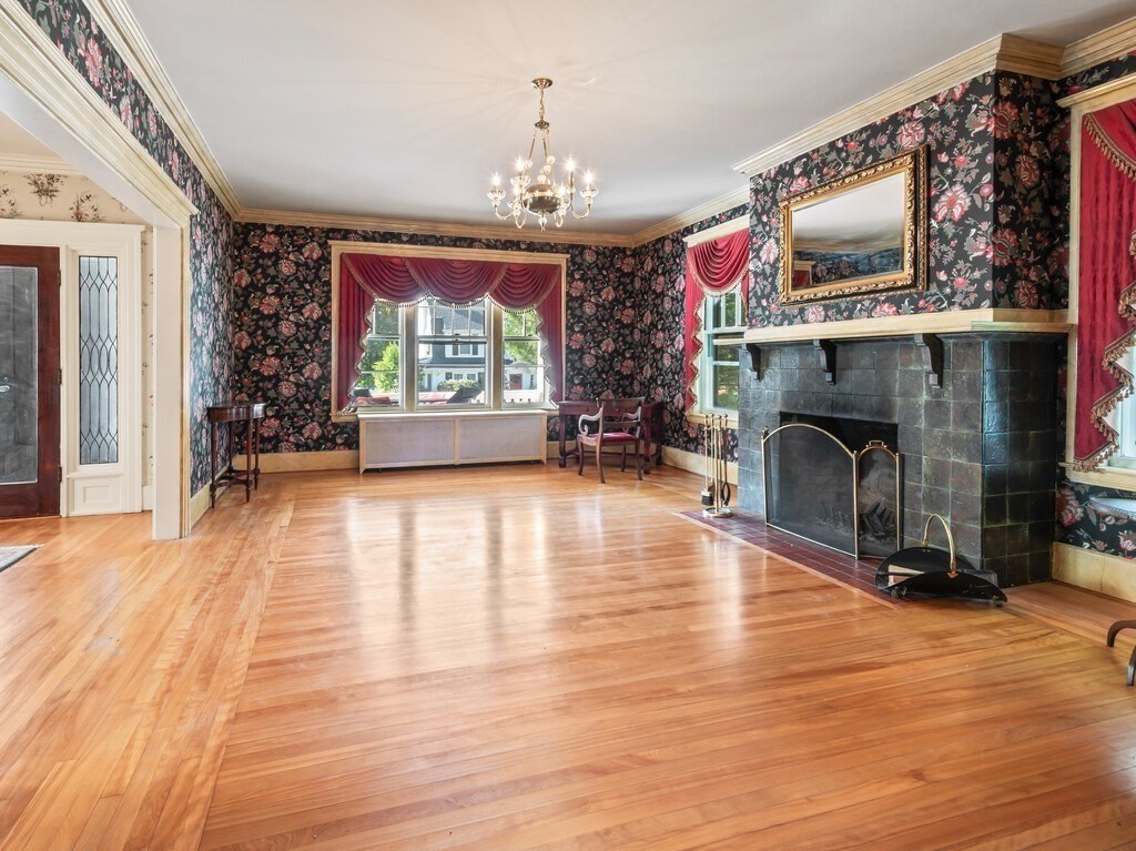 property viewer photo 6