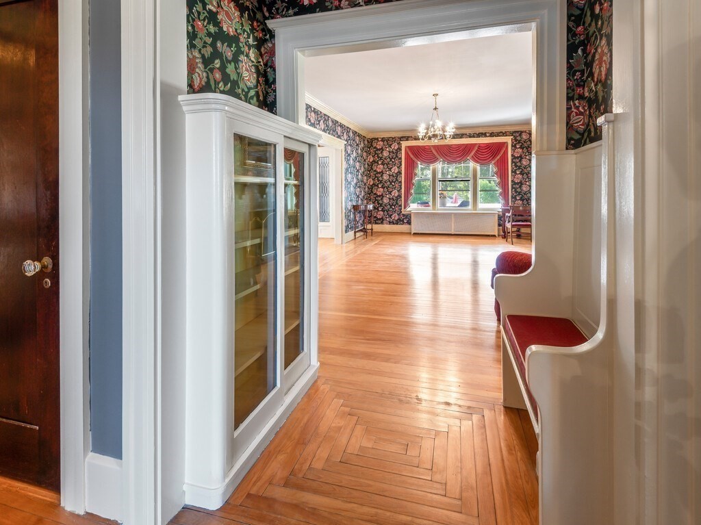 property viewer photo 8