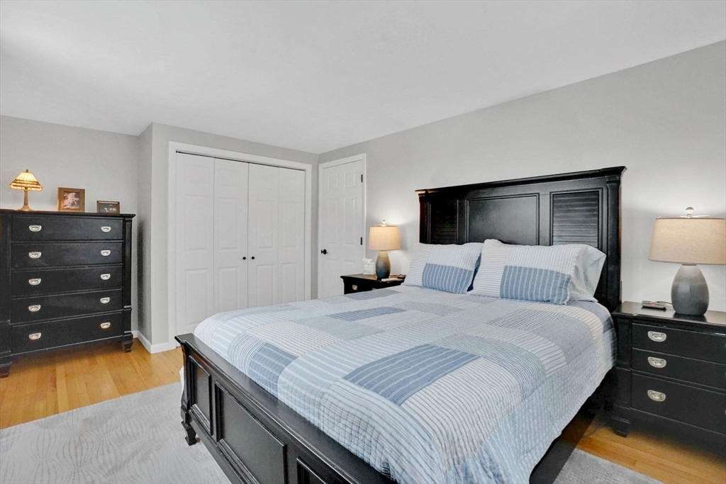property viewer photo 20