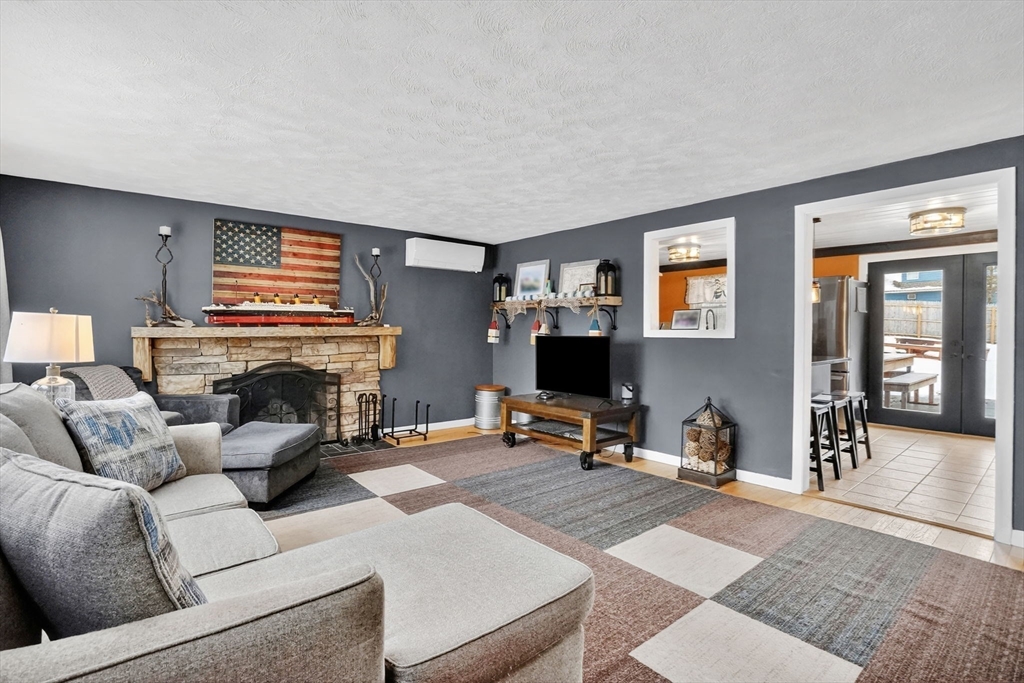 property viewer photo 3