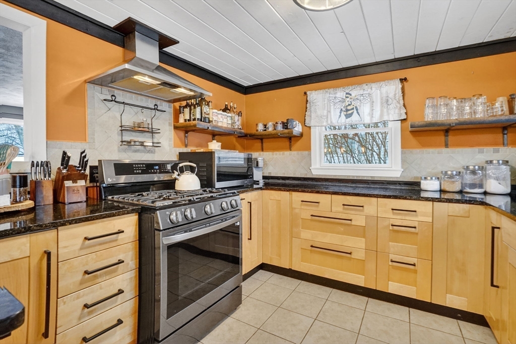 property viewer photo 7