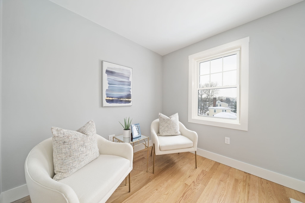property viewer photo 18
