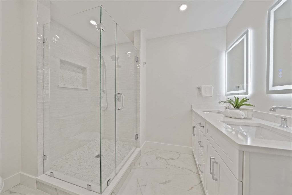 property viewer photo 21