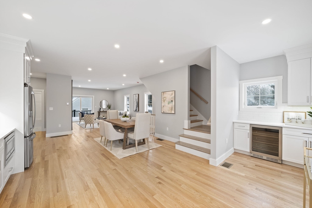 property viewer photo 7