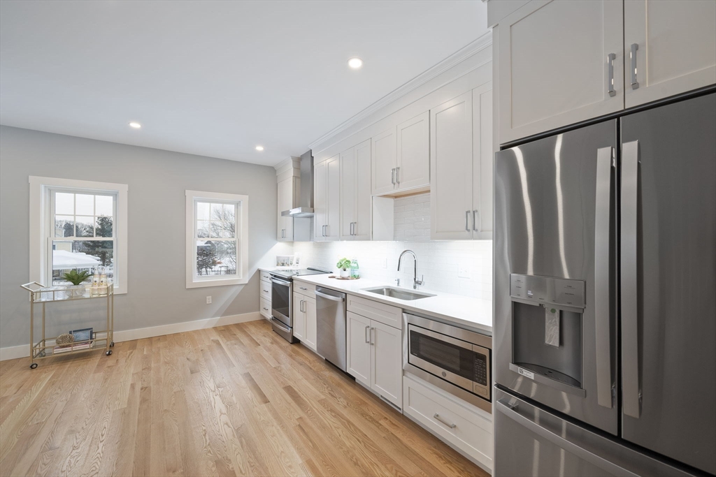 property viewer photo 8