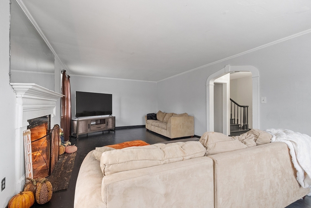 property viewer photo 13
