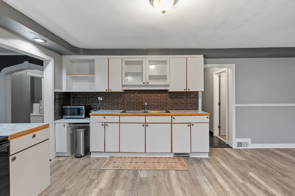 property viewer photo 20