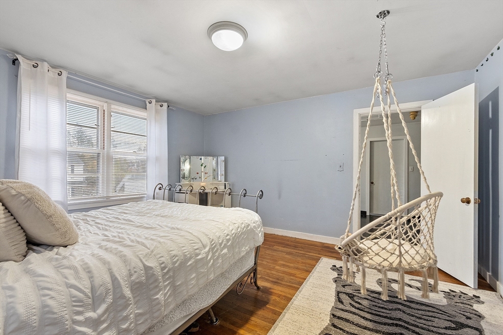 property viewer photo 30