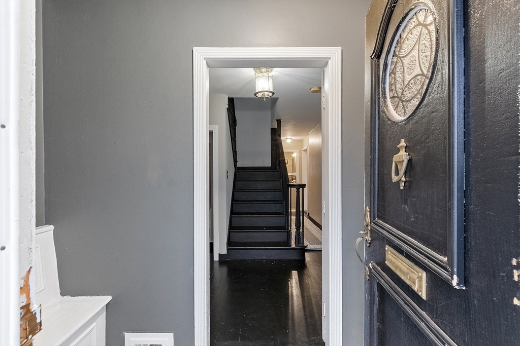 property viewer photo 7