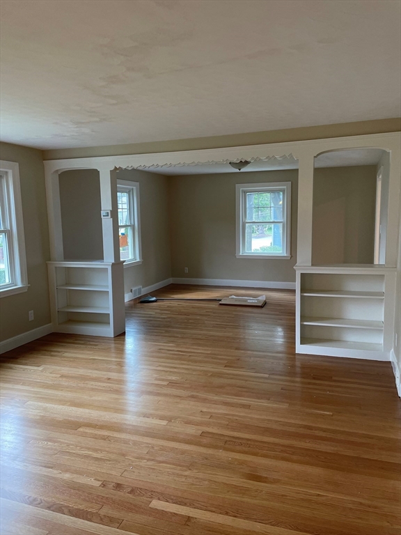 property viewer photo 14