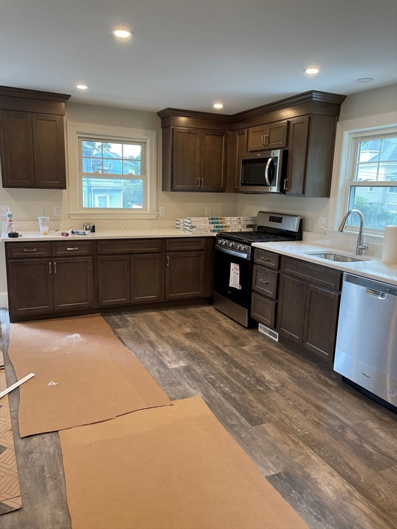 property viewer photo 8