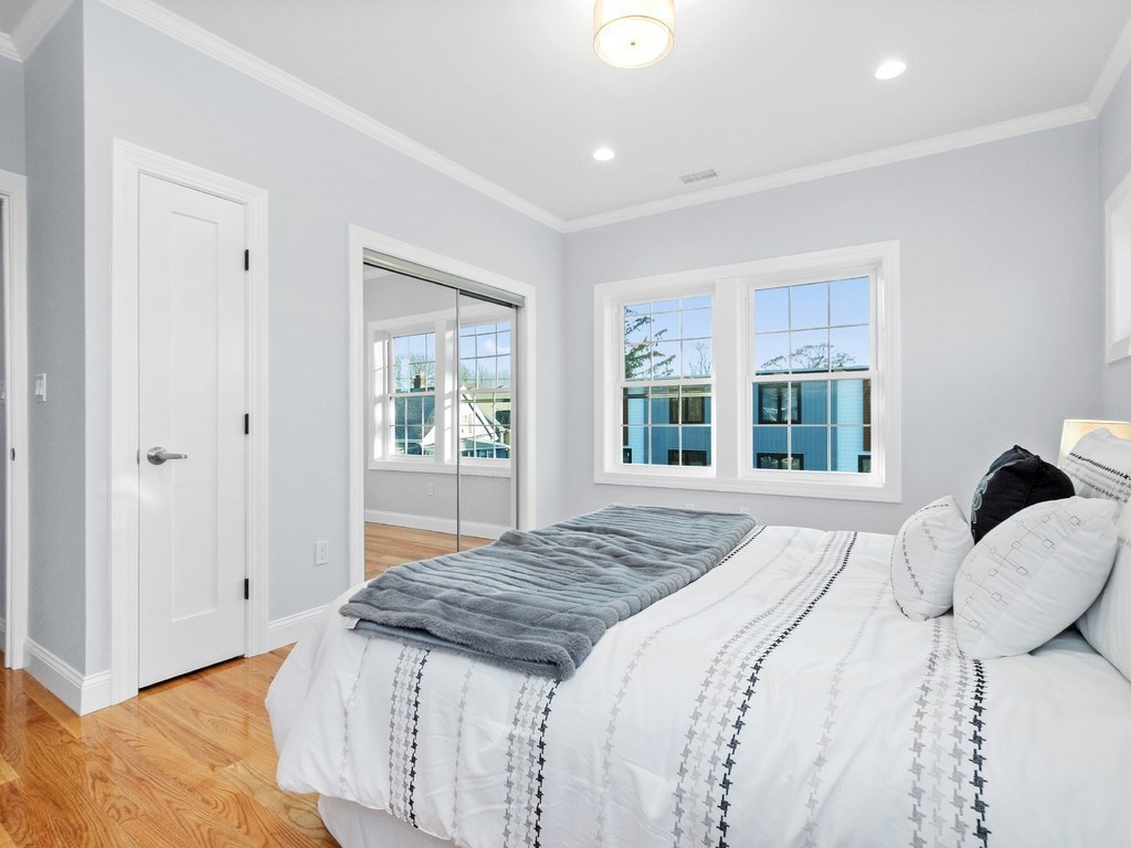 property viewer photo 13