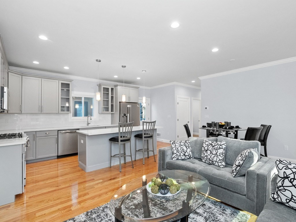 property viewer photo 5