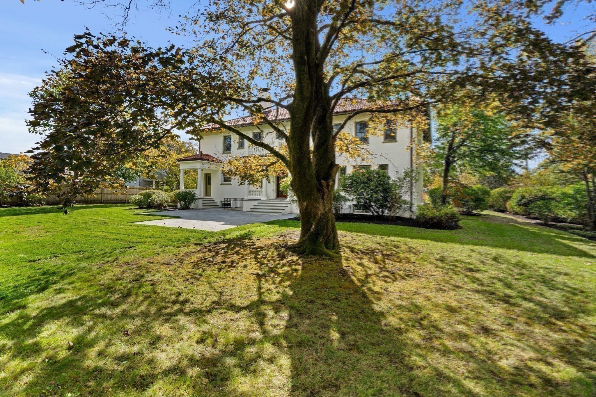 main property photo 38