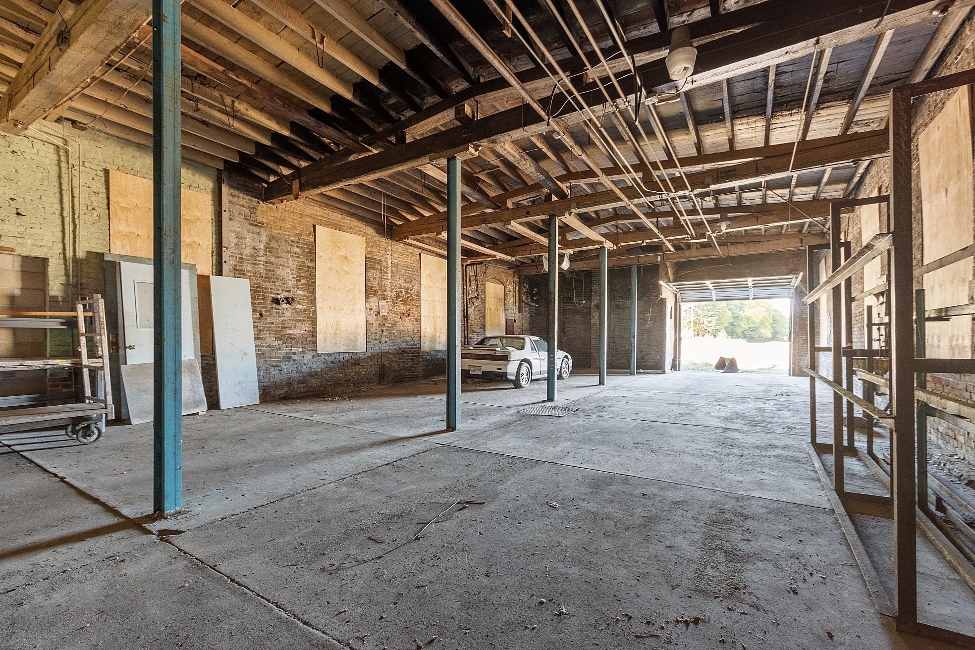 main property photo 12