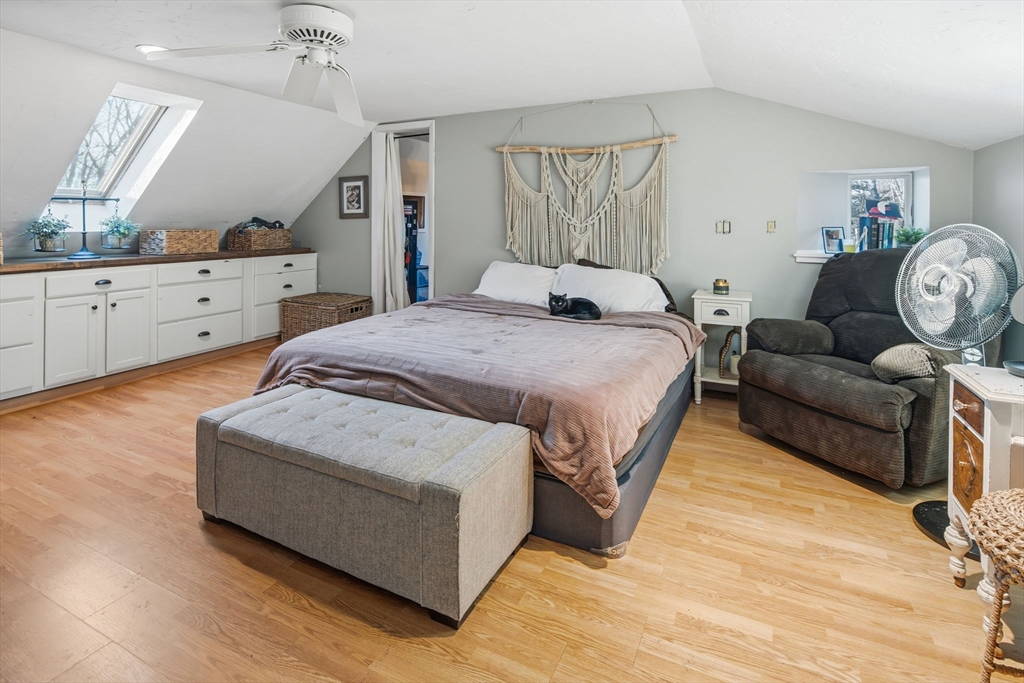 property viewer photo 10