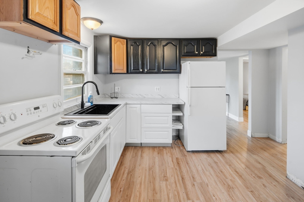property viewer photo 20