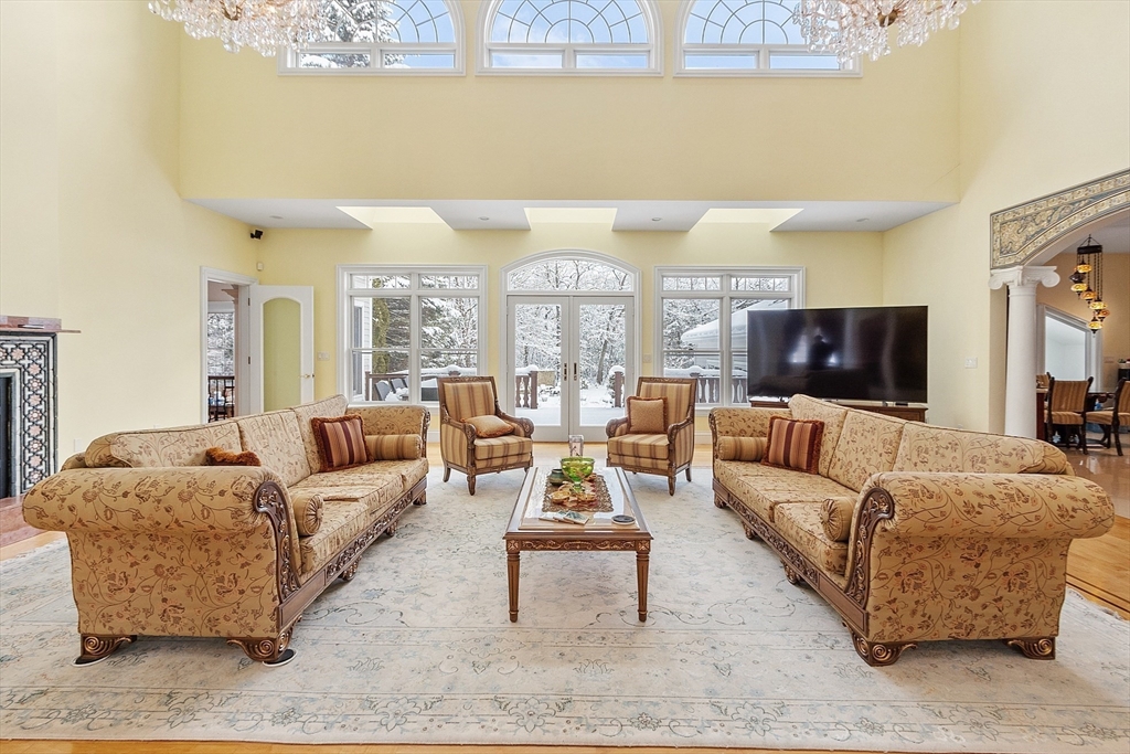 property viewer photo 2