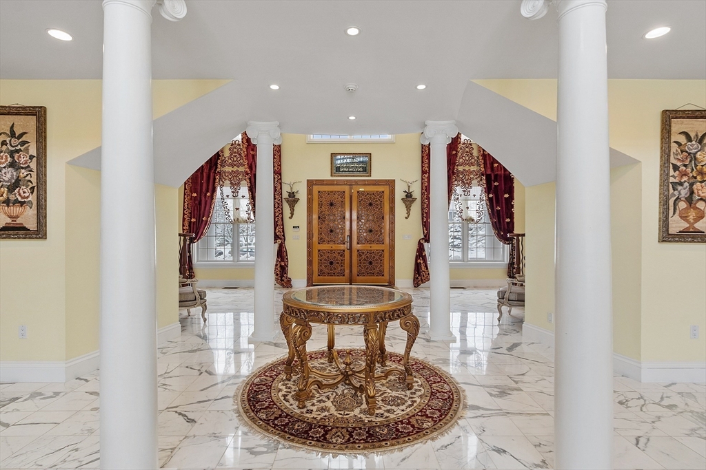 property viewer photo 30