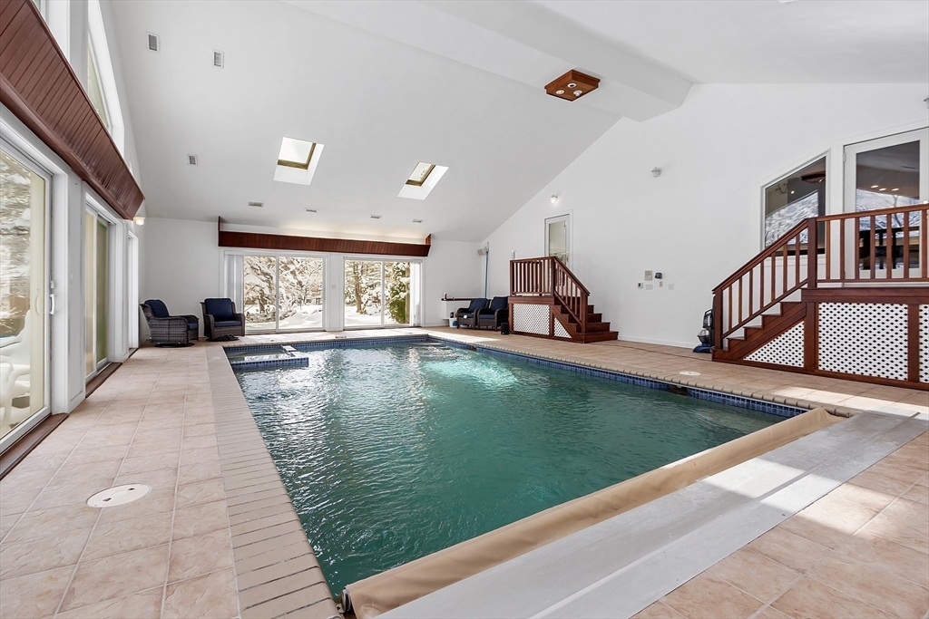 property viewer photo 35