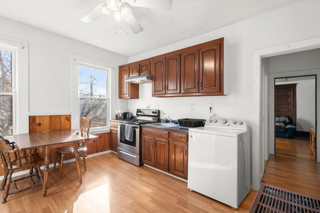 property viewer photo 3