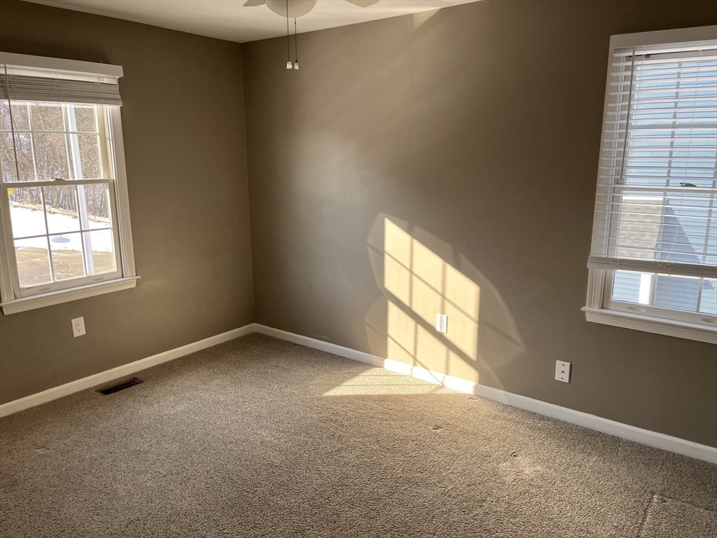 property viewer photo 16