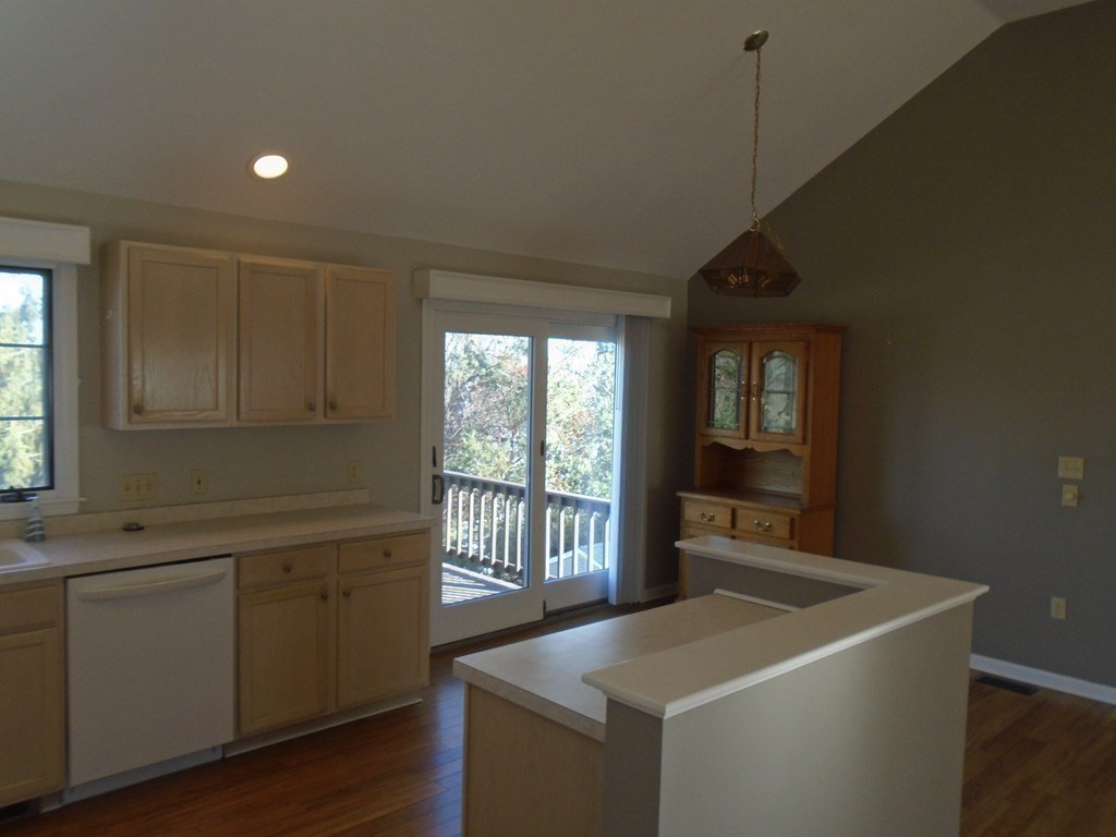 property viewer photo 2