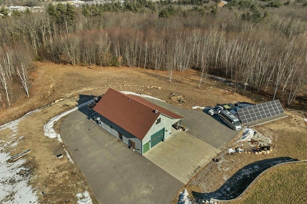 main property photo 35