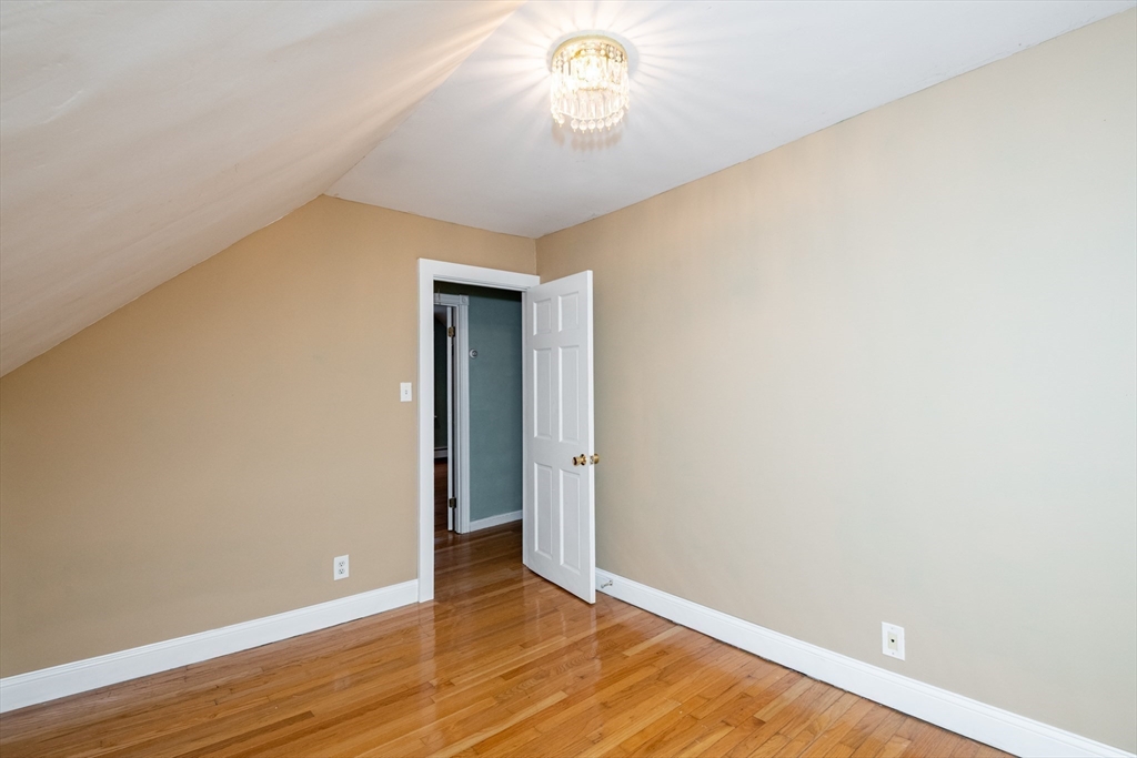 property viewer photo 26