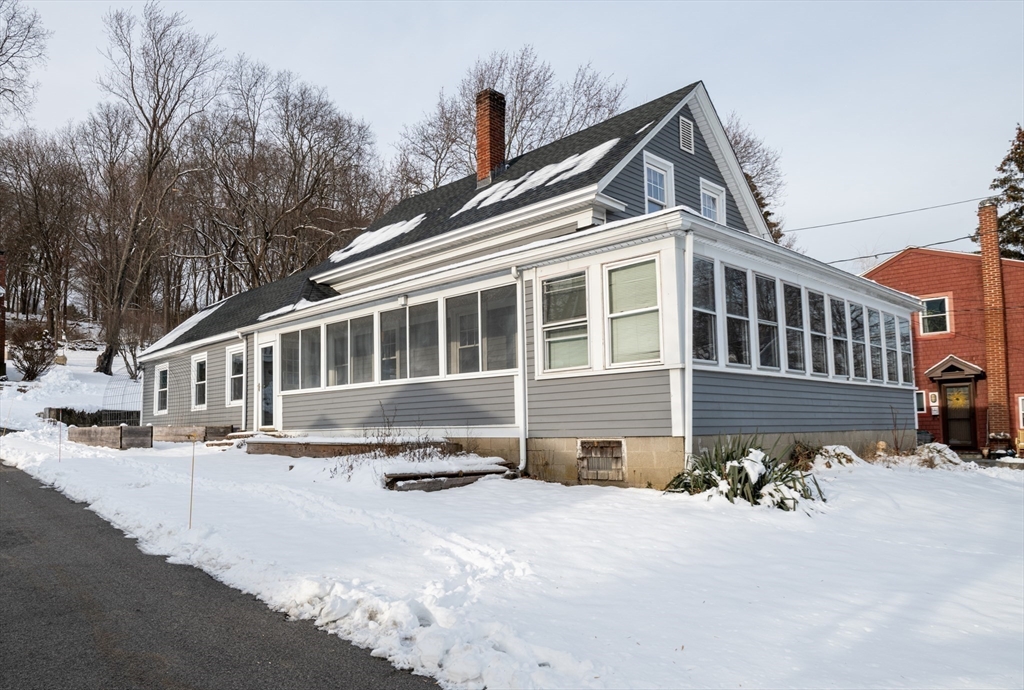 property viewer photo 3
