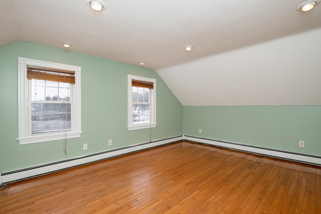 property viewer photo 32
