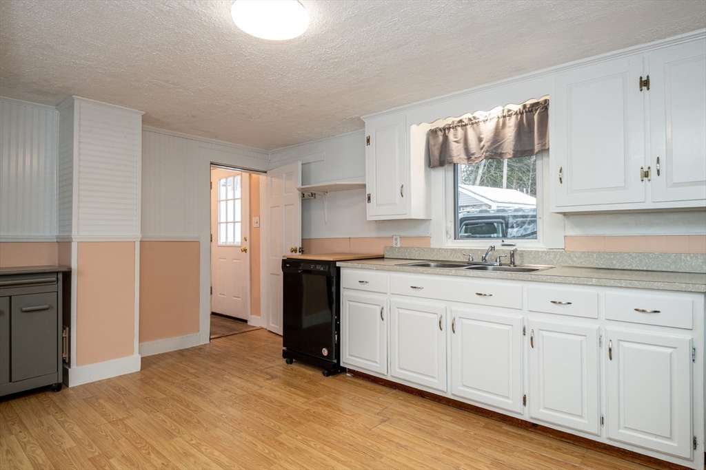 property viewer photo 8