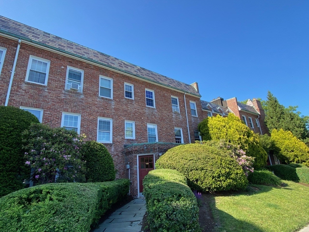 main property photo 0