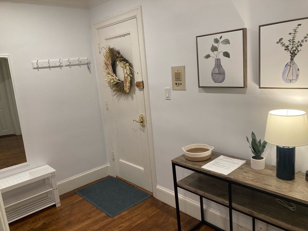 property viewer photo 1