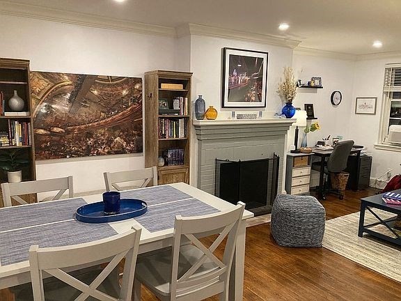 property viewer photo 3