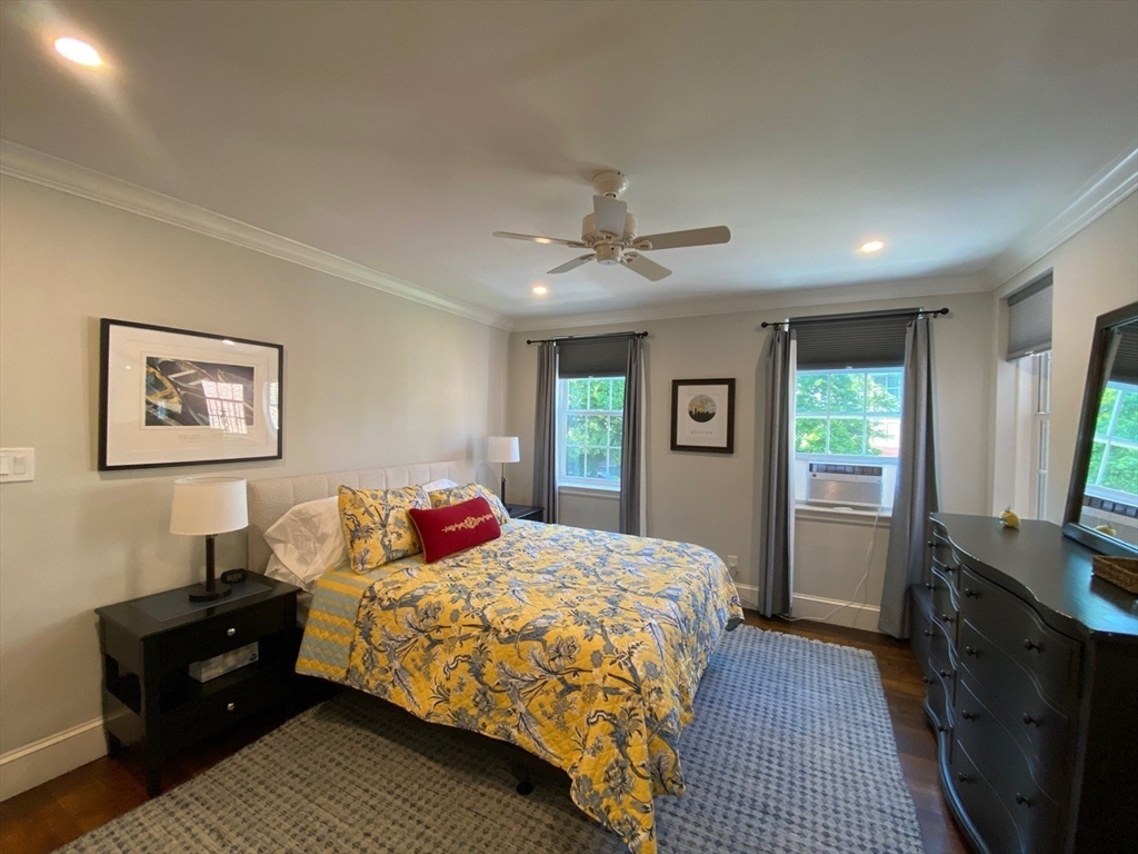 property viewer photo 7