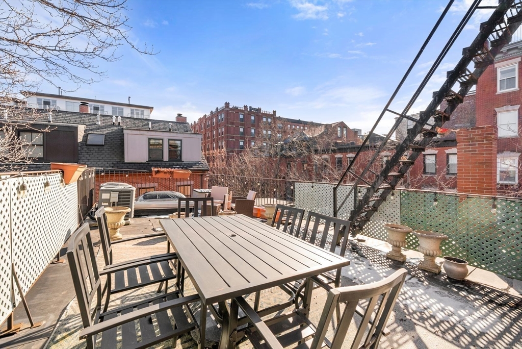 property viewer photo 11