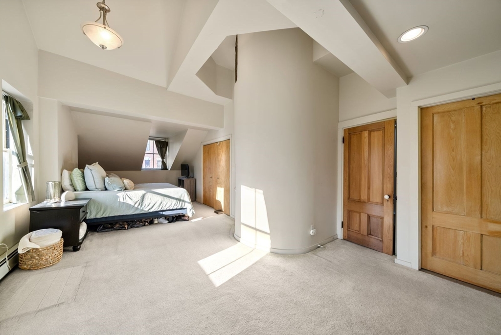 property viewer photo 17