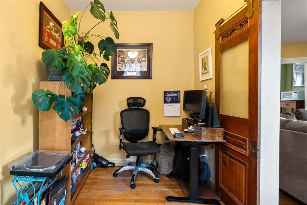 property viewer photo 4