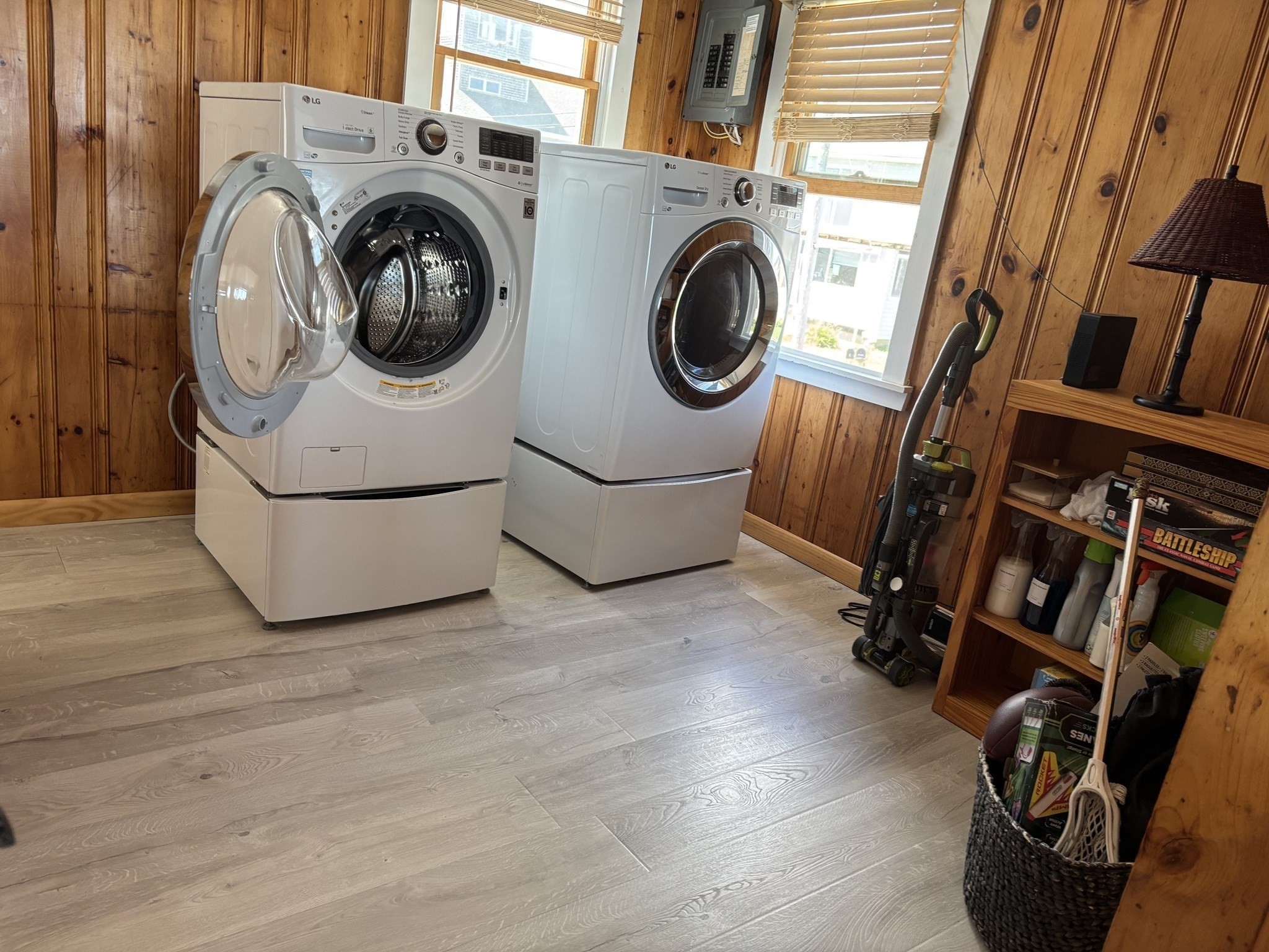 main property photo 9